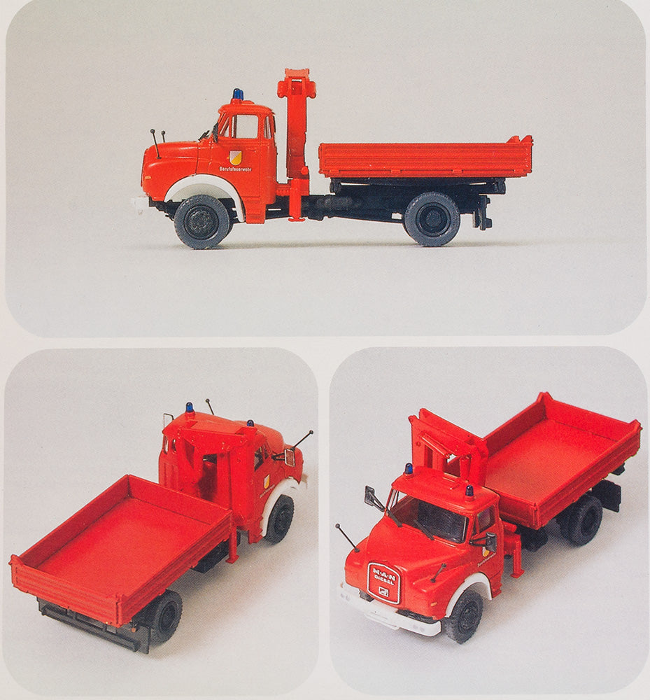 Preiser 31201 HO MAN Fire Brigade Three-Way Tipper w/Crane