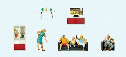 Preiser 10649 HO Scale Family Watching Television 5 Figures & Living