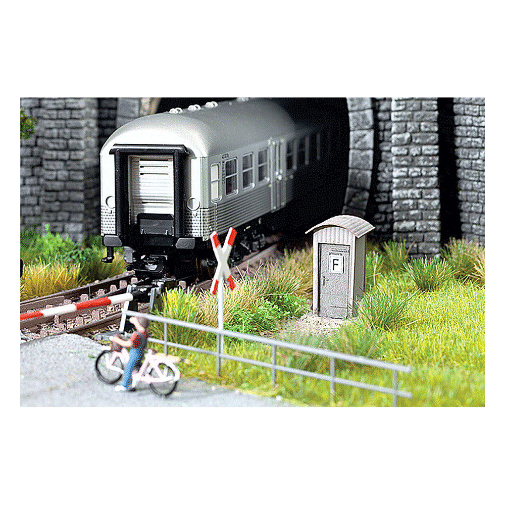 Noch 14306 HO Scale Signal Relay/Electrical Cabinet w/Round Roof - Kit