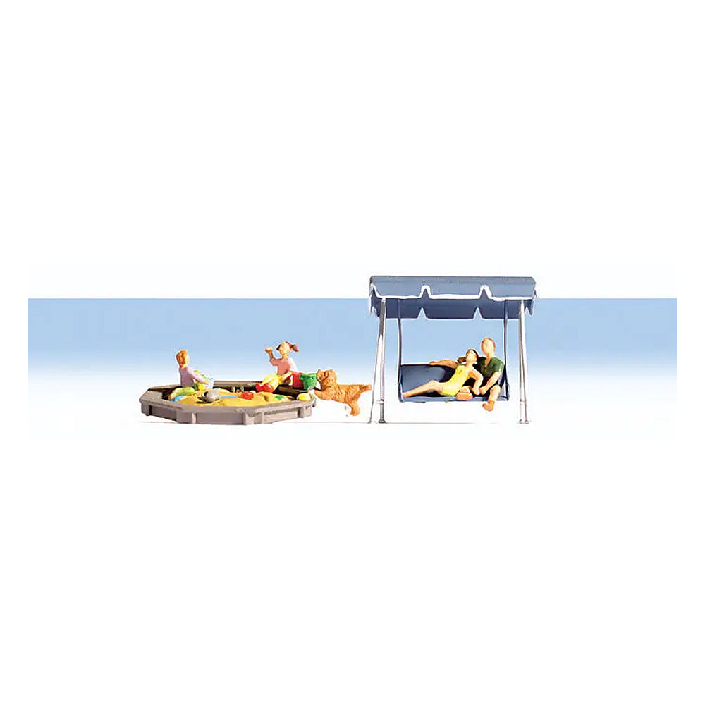 Noch 15590 HO Scale Parents & Children w/Accessories