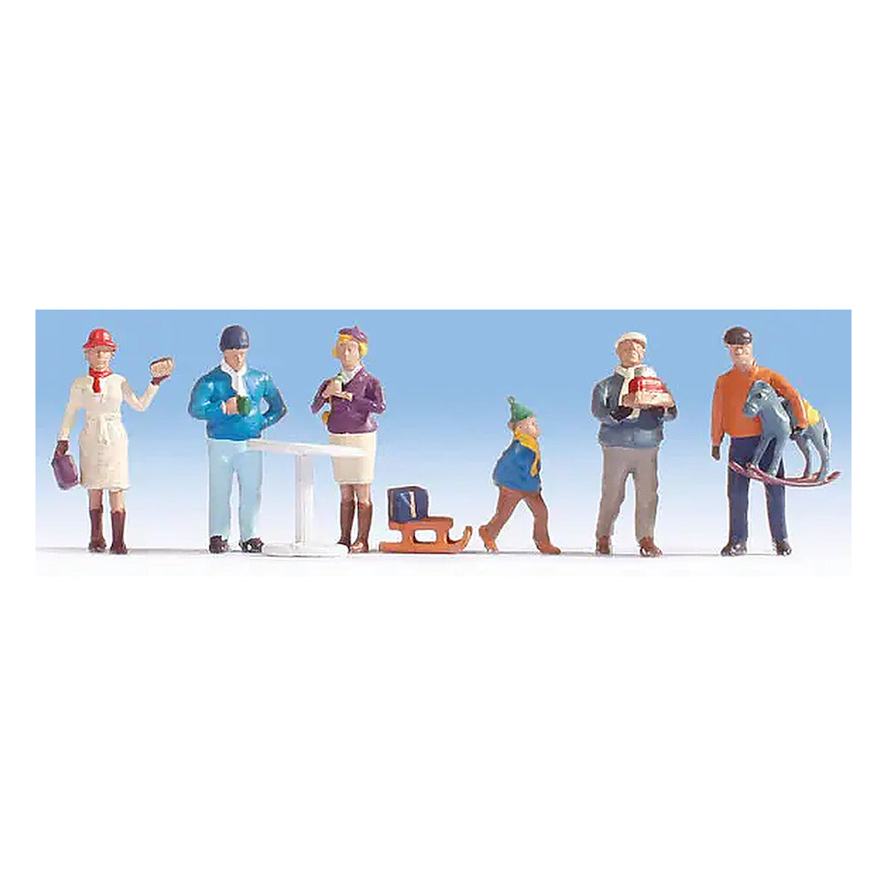 Noch 15926 HO Scale Christmas Market Figures -- pkg(6)
