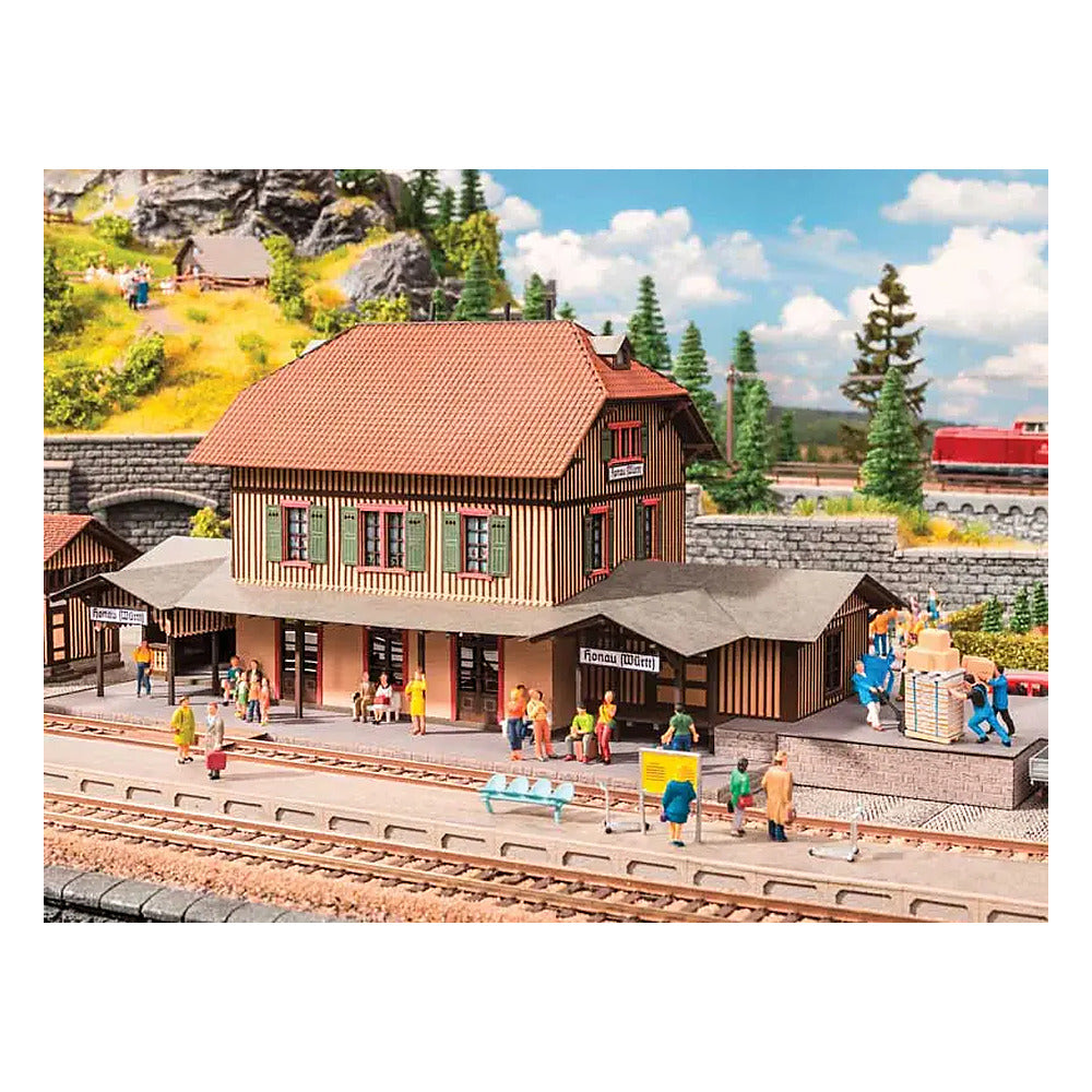 Noch 66007 HO Scale Honau Station and Loading Ramp -- Laser-Cut Kit