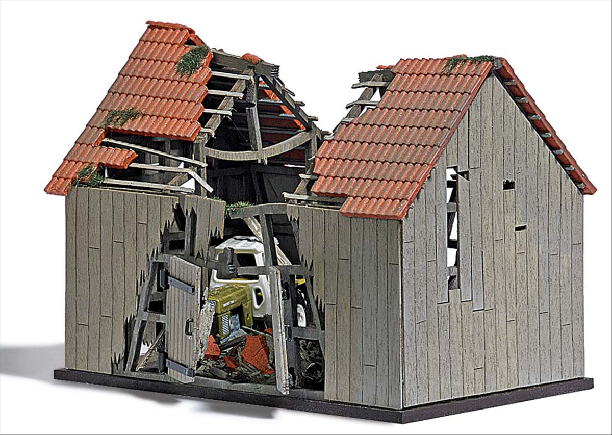 Busch 8760 TT Scale Dilapidated Barn Laser-Cut Wood Kit
