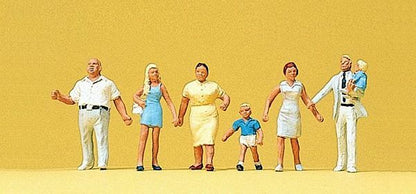 Preiser 10284 HO Scale Pedestrians Krause Family Walking