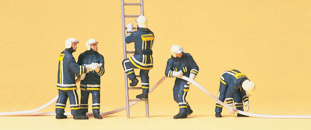 Preiser 10485 HO Firefighters Extinguishing Kit pkg(5)