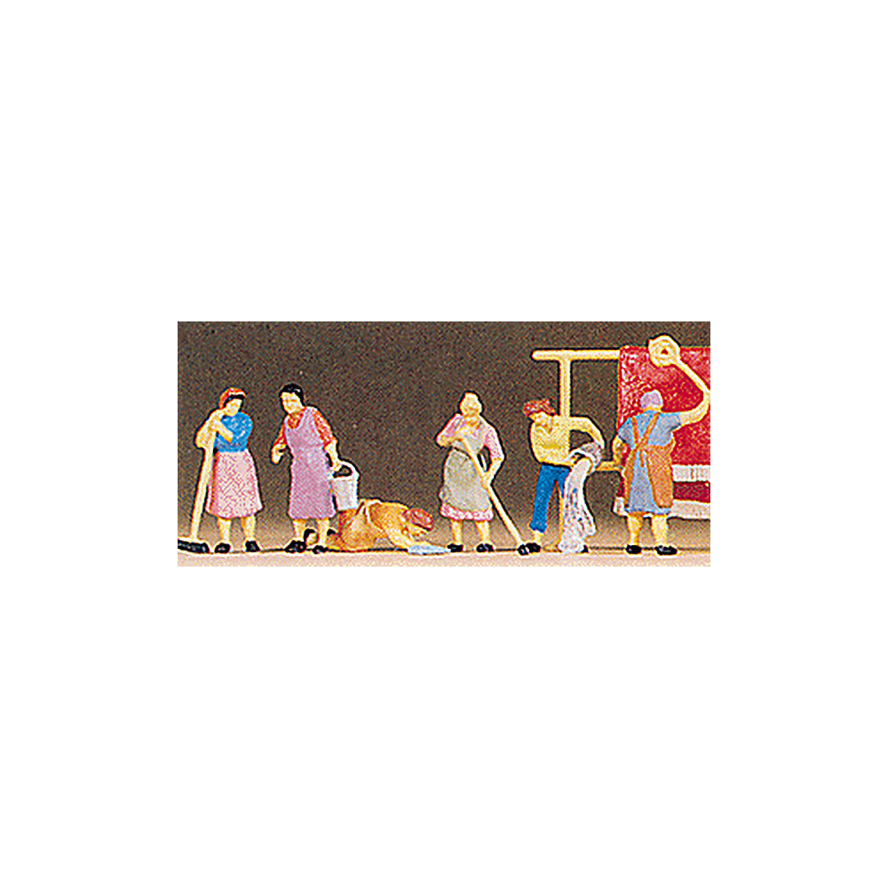 Preiser 10059 HO Scale People Working Housewives Working