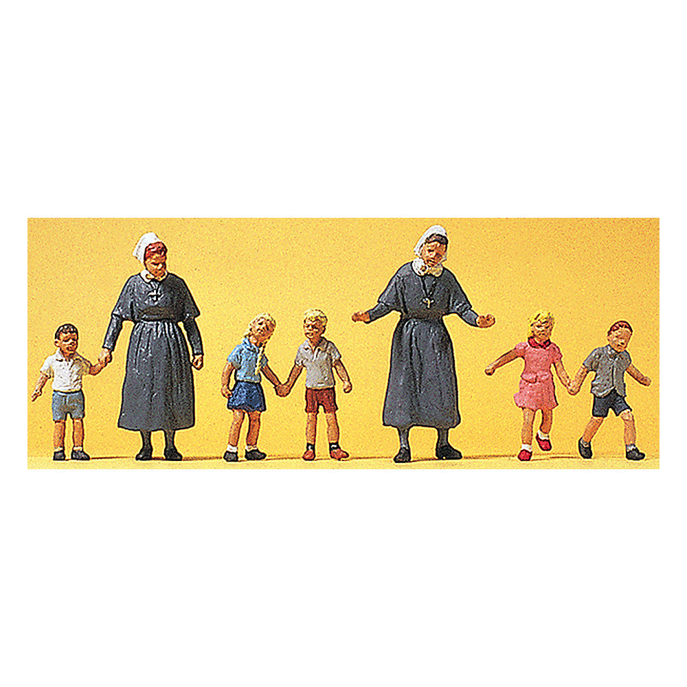 Preiser 10533 HO Scale Protestant Sisters With Children