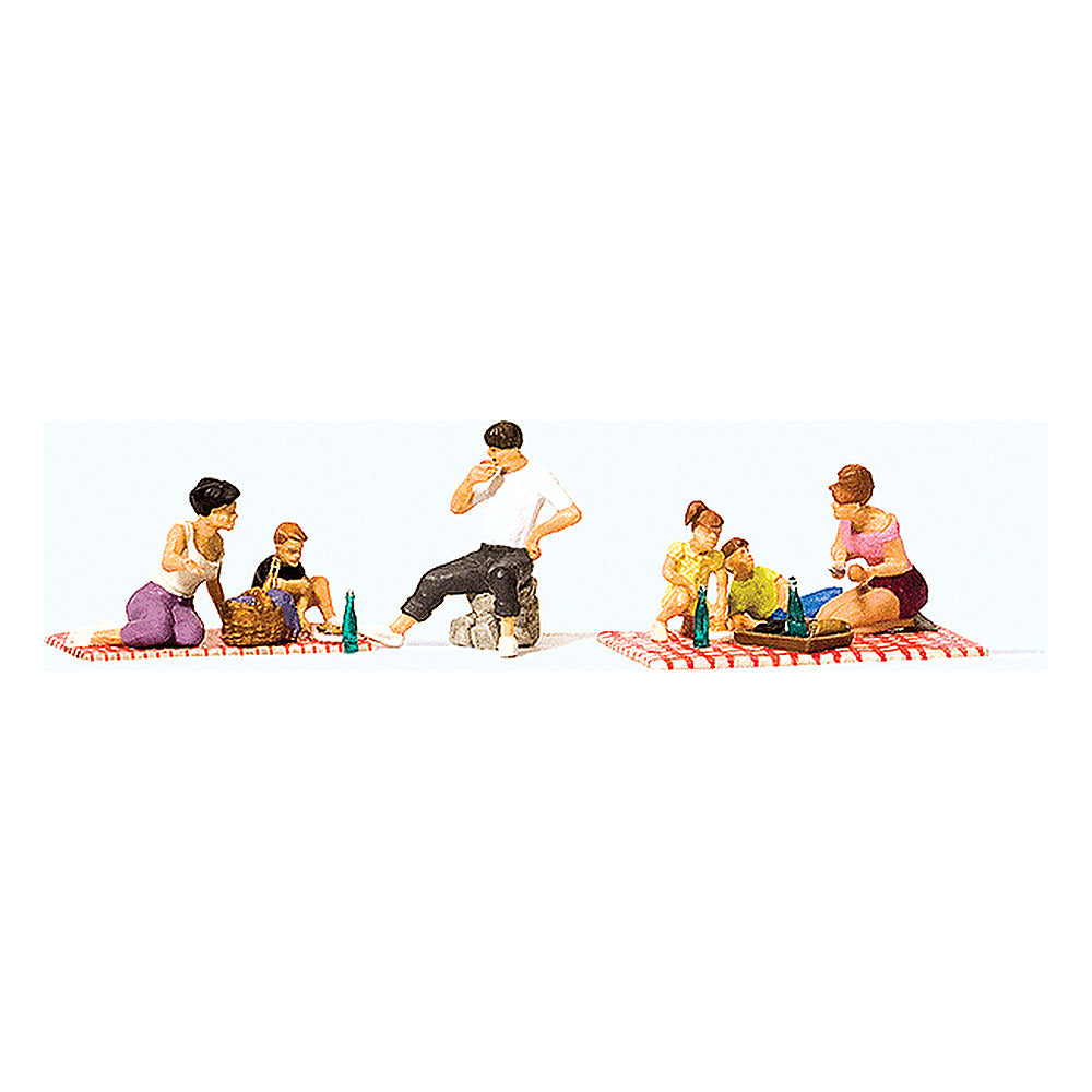 Preiser 10617 HO Scale Picnic Figures w/Accessories pkg(6)