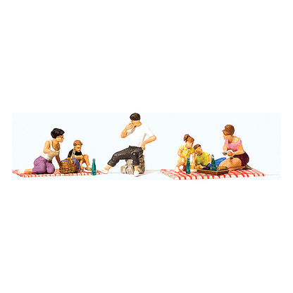 Preiser 10617 HO Scale Picnic Figures w/Accessories pkg(6)
