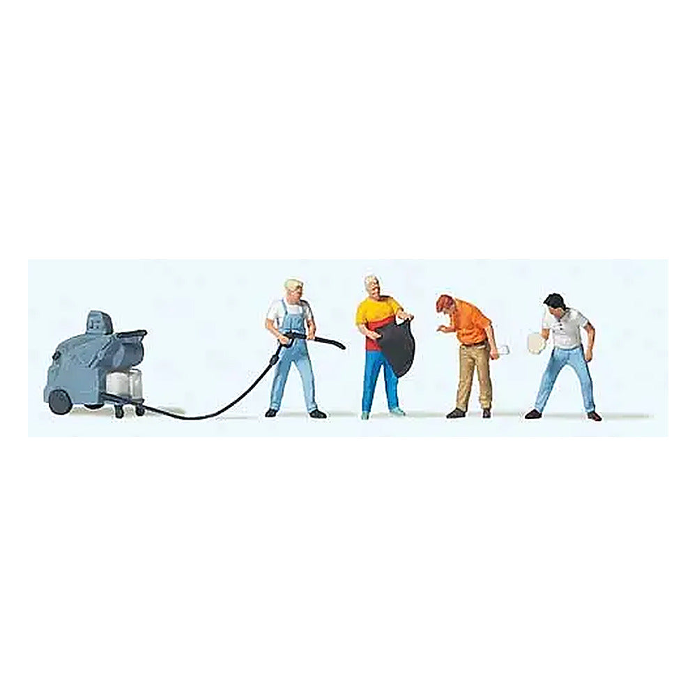 Preiser 10708 HO Scale At the Car Wash 4 Men, 1 Power Washer