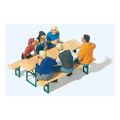 Preiser 10783 HO Scale Wine Festival Goers with Picnic Table Set 2