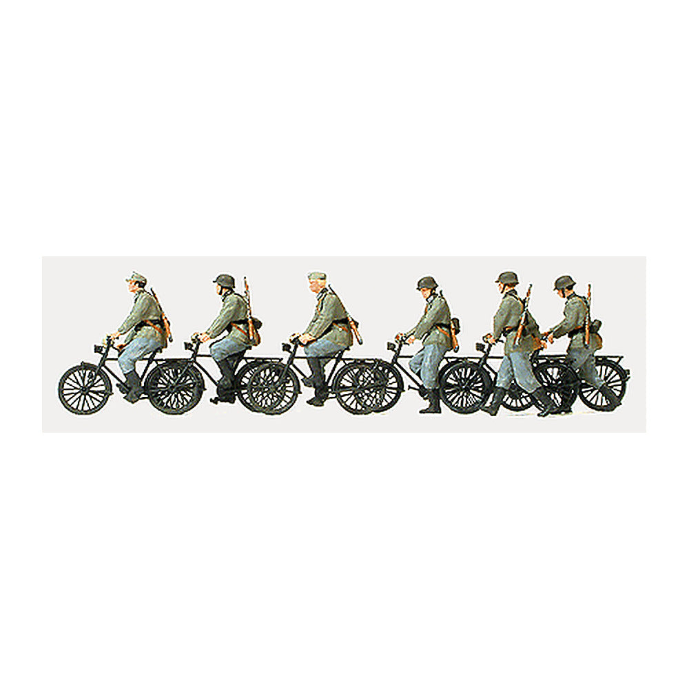 Preiser 16596 HO Scale Former German Army WWII - Unpainted Figures