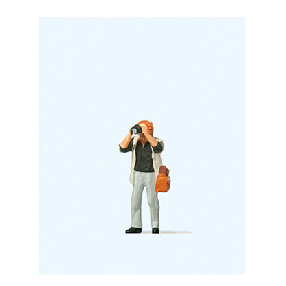 Preiser 28021 HO Scale Individual Figure - Pedestrians Photographer