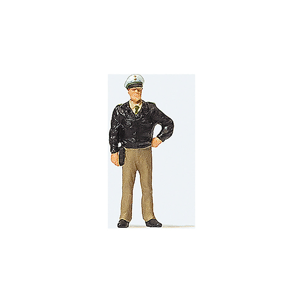 Preiser 28114 HO Scale German Traffic Policeman