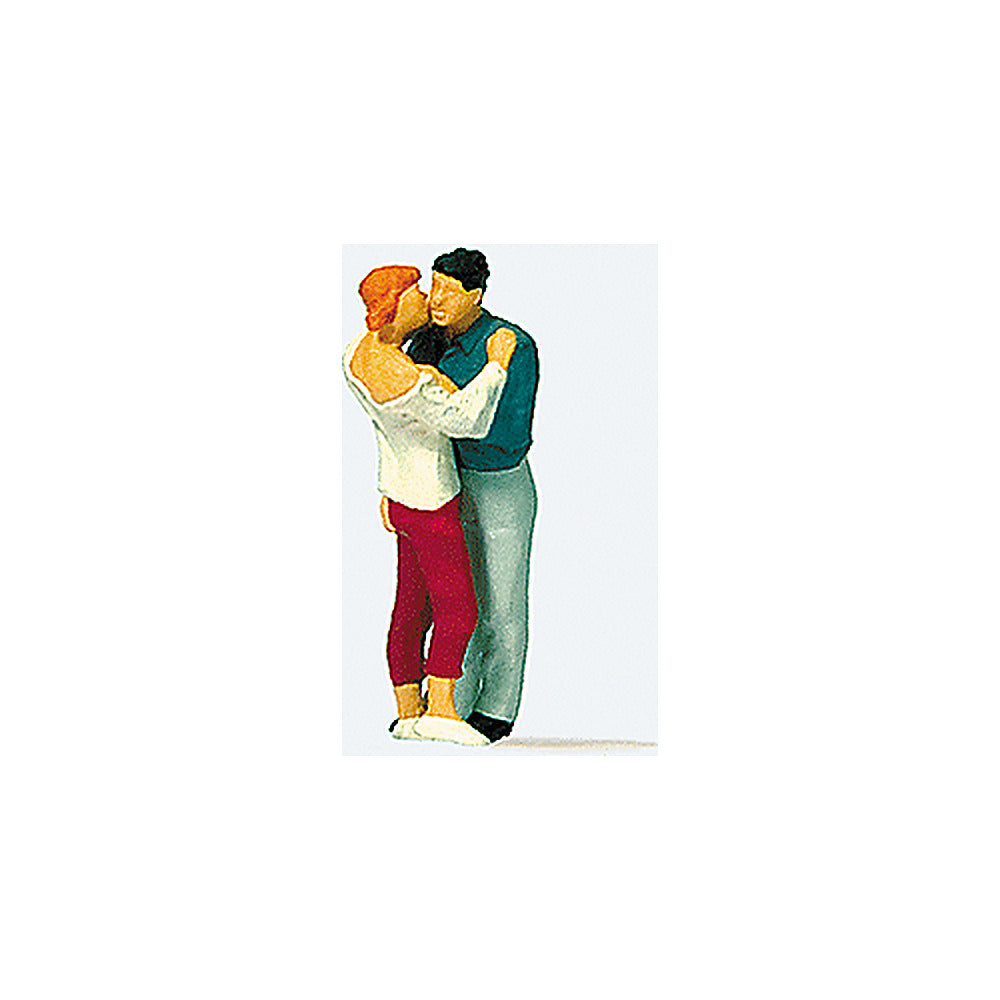 Preiser 28122 HO Scale Kissing Couple