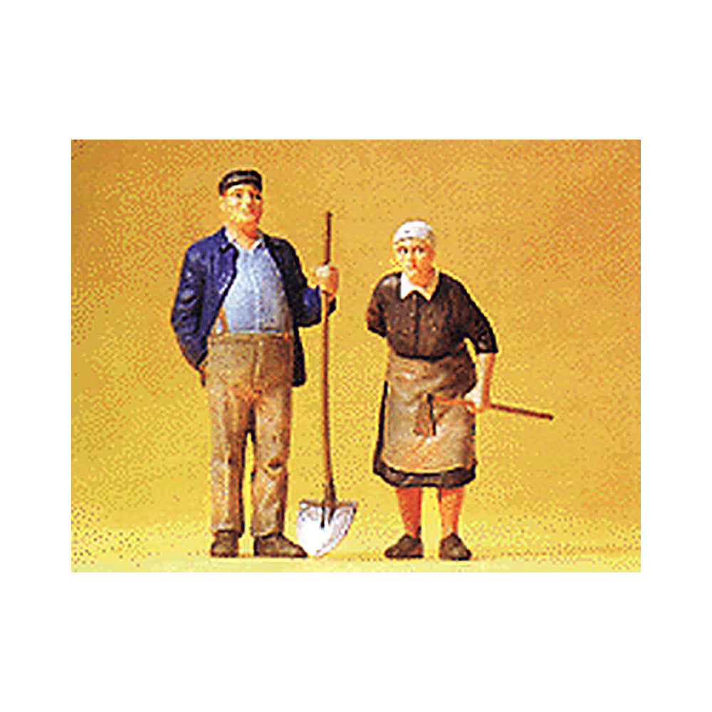 Preiser 45071 G Scale Farmer & His Wife