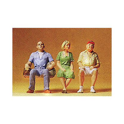 Preiser 45080 G Scale Seated People Wearing Summer Clothes