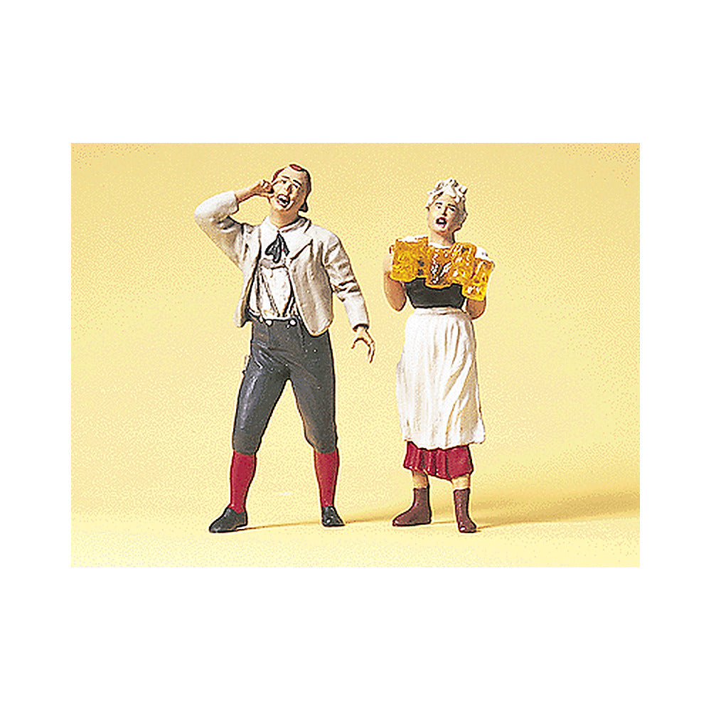 Preiser 45108 G Scale Pedestrians Waitress & Guest In The Beer Garden