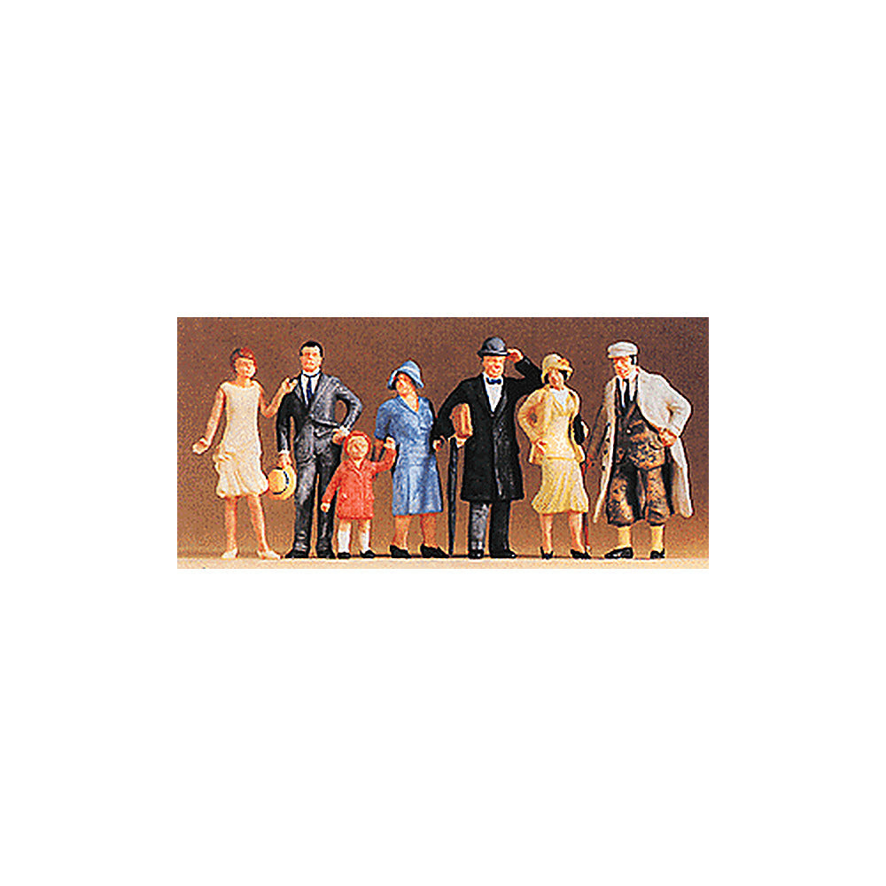 Preiser 65300 O Scale 1925 Standing Passers-By