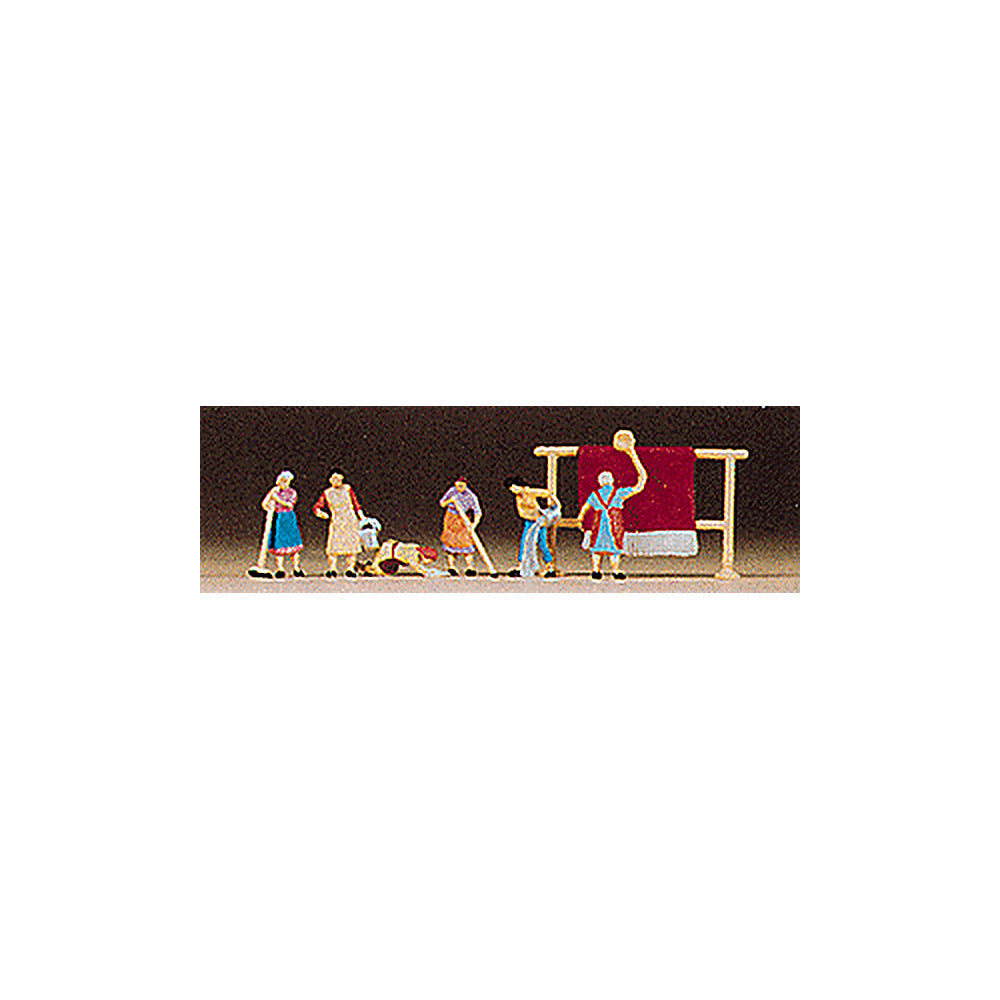 Preiser 79051 N Scale People Working Housewives w/Cleaning Accessories