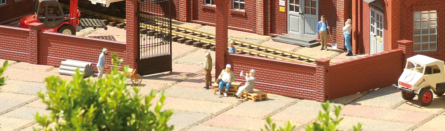 Piko 62288 G Scale Brick Factory Walls