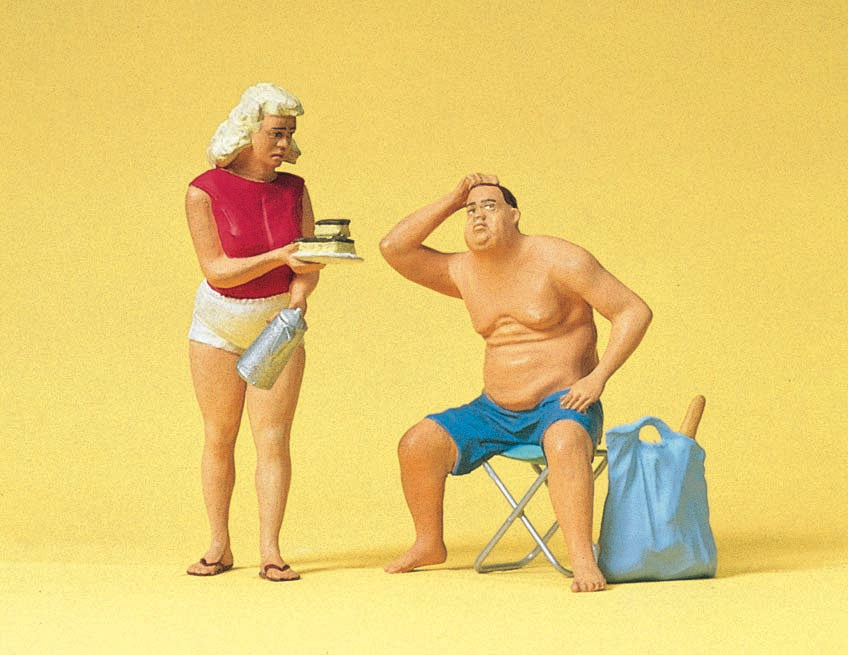 Preiser 45111 G Scale Campers Man & Woman Figure Set