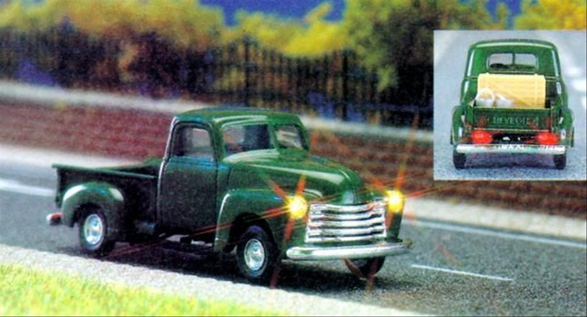 Busch 5643 HO Scale 1950 Chevy Pickup w/Working Lights