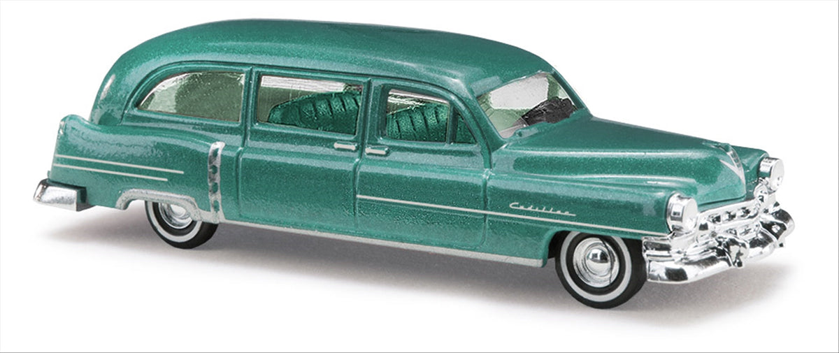 Busch 43483 HO Scale 1952 Cadillac Station Wagon (Green)