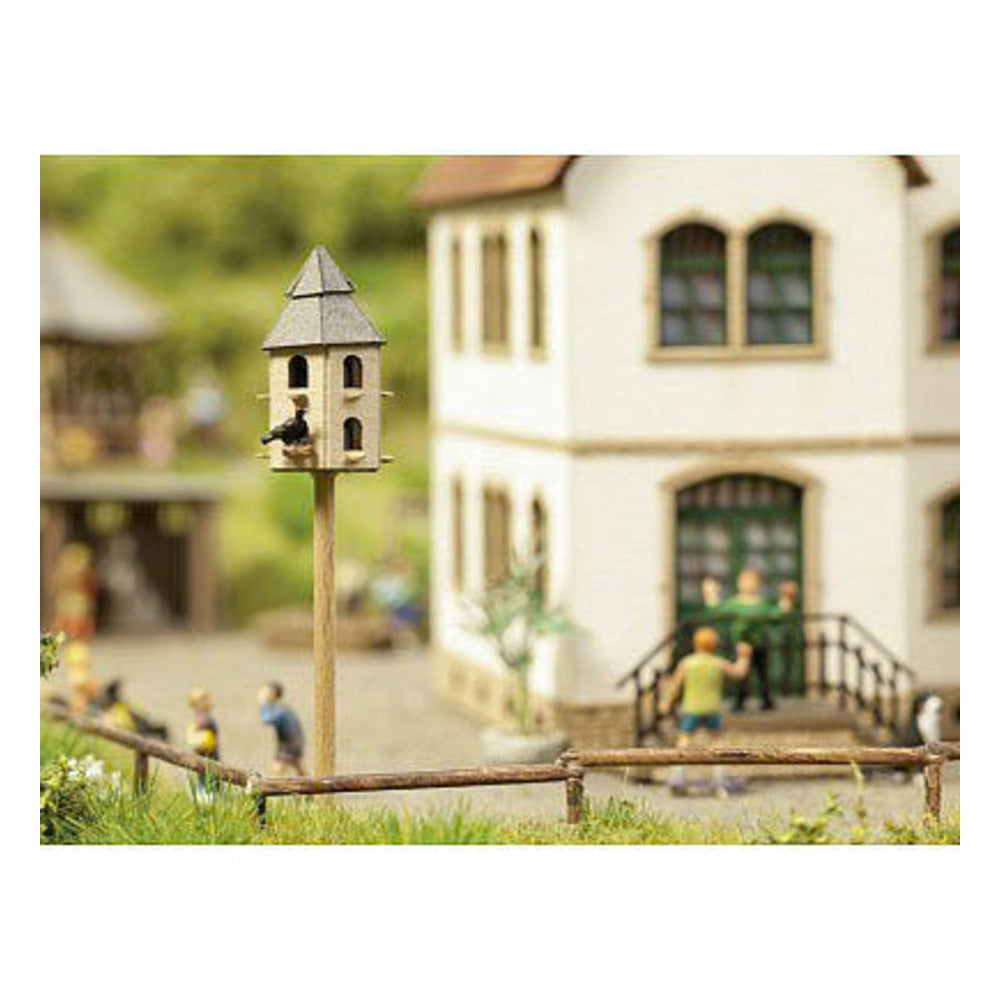 Noch 14345 HO Scale Birdhouse/Dove House - Laser-Cut Kit