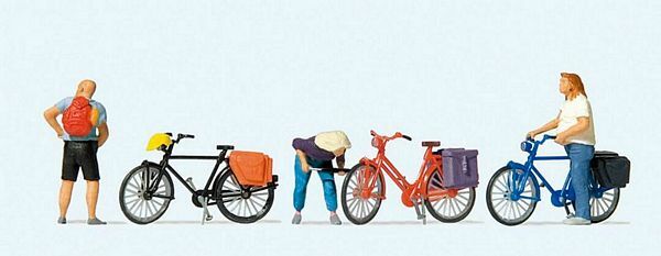 Preiser 10659 HO Scale Cyclists' Short Break w/Bikes pkg(3)