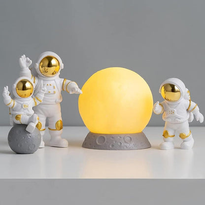 Hyperdrive 4Pcs Astronaut Figurine