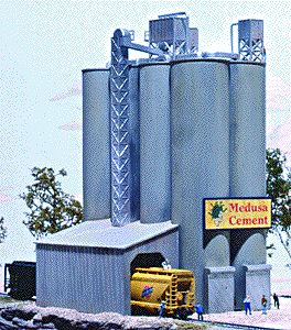 Walthers Cornerstone 3218 N Medusa Cement Company Kit