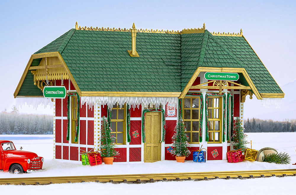 Piko 62268 G Scale ChristmasTown Station Kit