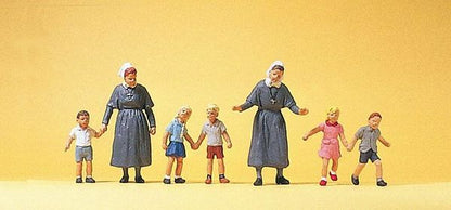 Preiser 10533 HO Scale Protestant Sisters With Children