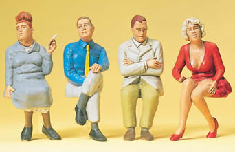 Preiser 65352 O Scale Pedestrians Seated Travellers #3