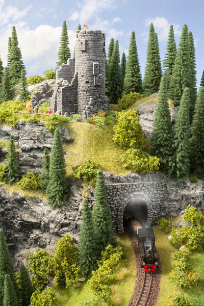 Noch 58605 HO Scale Castle Ruin, Assembled, 20 x 16.3 cm