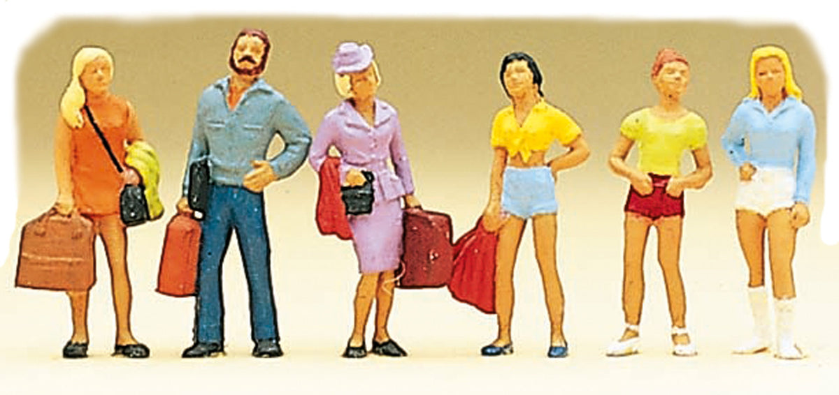 Preiser 10123 HO Scale Teens Walking Passengers Figure Set