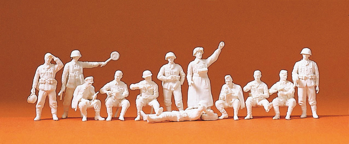 Preiser 16501 HO Scale WWII German Infantry at Rest Kit, 12