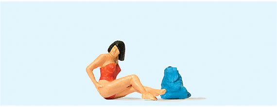 Preiser 28127 HO Scale Applying Suntan Lotion Figure