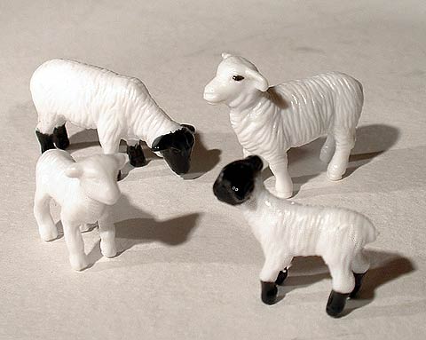 Ertl 12743-25 1/64 Sheep, Bag of 25