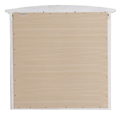 Elegant Wall Mirror by Couch.com