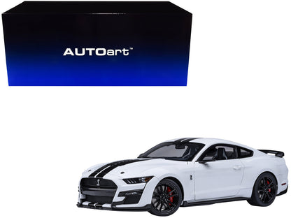 Ford Mustang Shelby GT500 Oxford White with Black Stripes 1/18 Model Car by Autoart  free shipping USA