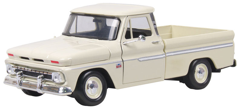 Motormax 73355AC-CR 1/24 Scale 1966 Chevrolet C10 Fleetside Pickup