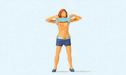 Preiser 28124 HO Scale Pedestrian Lady Undressing