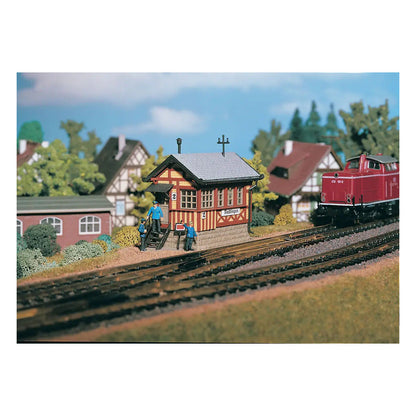 Vollmer 45730 HO Scale Crossing Shanty -- 4-3/8 x 2-3/8 x 3" 11 x 6.1 x 7.5cm