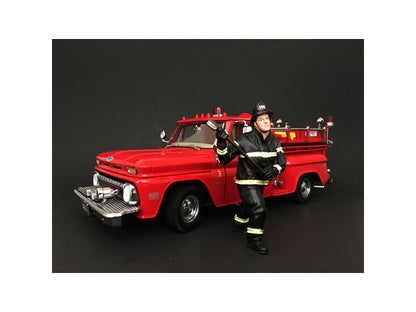 Firefighter with Axe Figurine / Figure For 1:18 Models by American Diorama  free shipping USA