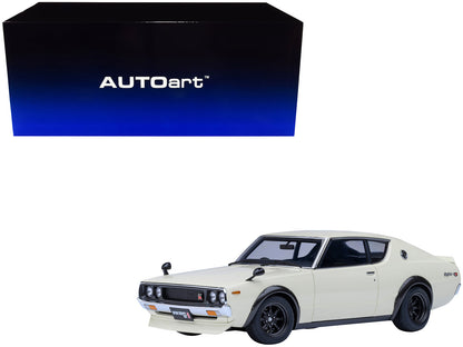 Nissan Skyline 2000GT-R (KPGC110) Tuned Version RHD (Right Hand Drive) White 1/18 Model Car by Autoart  free shipping USA