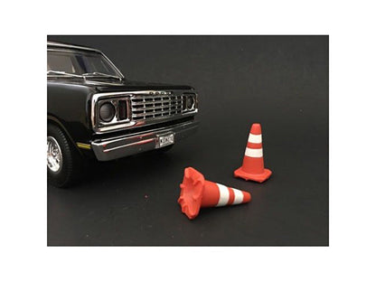Traffic Cones Set of 4 Accessory For 1:24 Models by American Diorama  free shipping USA