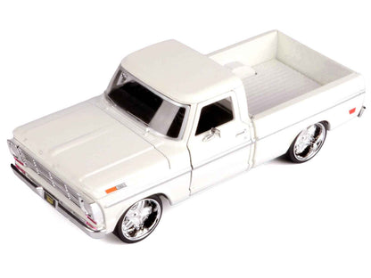 1969 Ford F-100 Pickup Truck Cream "Maxx Design" Series 1/24 Diecast Model Car by Motormax