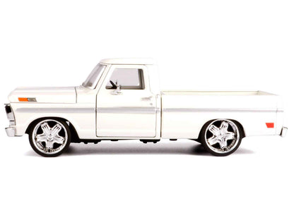 1969 Ford F-100 Pickup Truck Cream "Maxx Design" Series 1/24 Diecast Model Car by Motormax